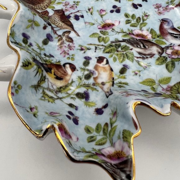 Mayfair Collection by Jay Leaf Shaped Trinket Dish w/ Bird Theme - 8.5" x 7" - Picture 5 of 9